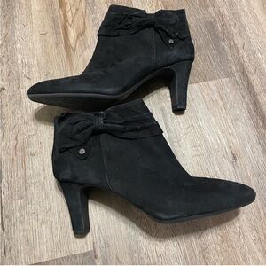 Alex Marie Suede Bootie sz 11